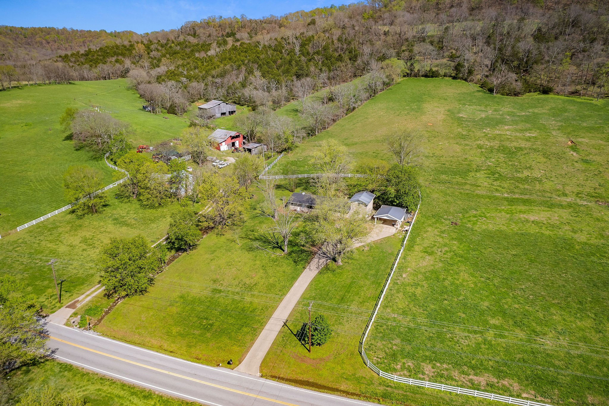 538 Pleasant Shade Highway Pleasant Shade, TN 37145 - Photo 4 of 56 Gallery Image 4