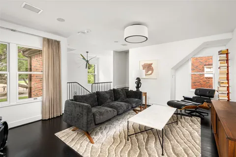 $2,650,000 | 2035 South Boulevard, Houston, TX 77098