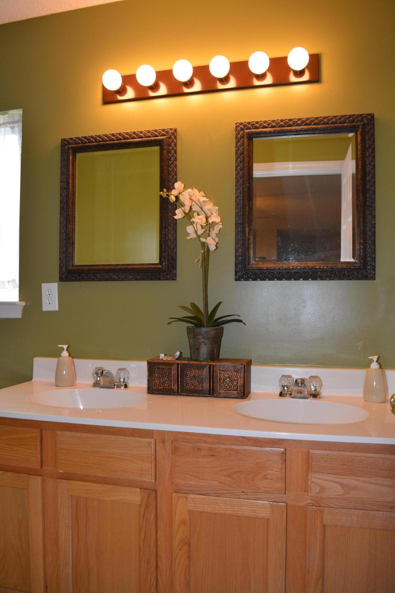 145 Old Tree Road Goose Creek, SC 29445 - Photo 18 of 32 full master bathroom