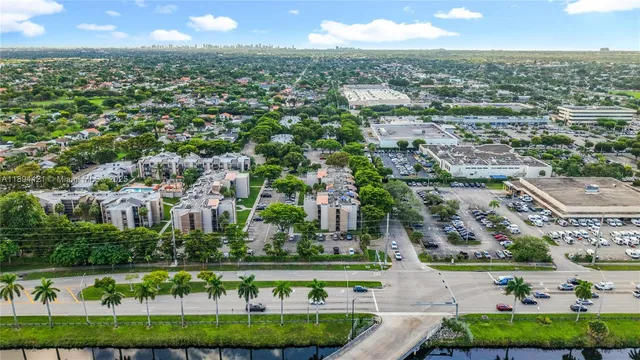 $275,000 | 3611 Southwest 117th Avenue, Unit 10207, Miami, FL 33175