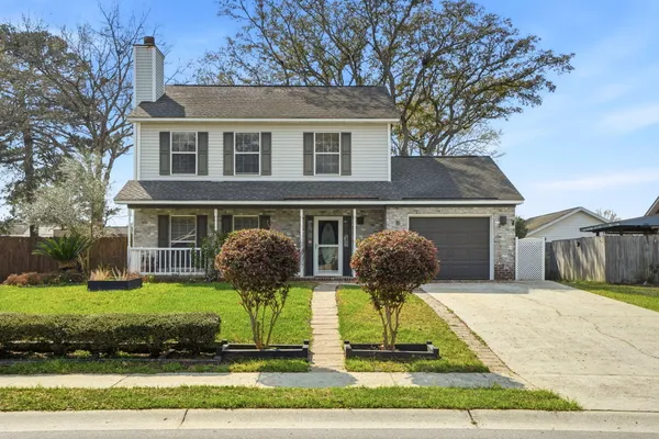 $400,000 | 118 Elaine Street, Goose Creek, SC 29445