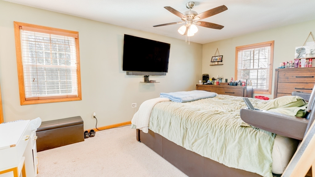 14 Scenic Road Westfield, MA 01085 - Photo 10 of 20