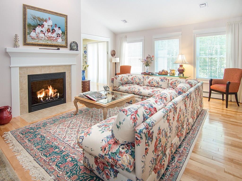 43 Sand Point Lane, Unit 43 Cumberland Foreside, ME 04110 - Photo 6 of 27 Photo