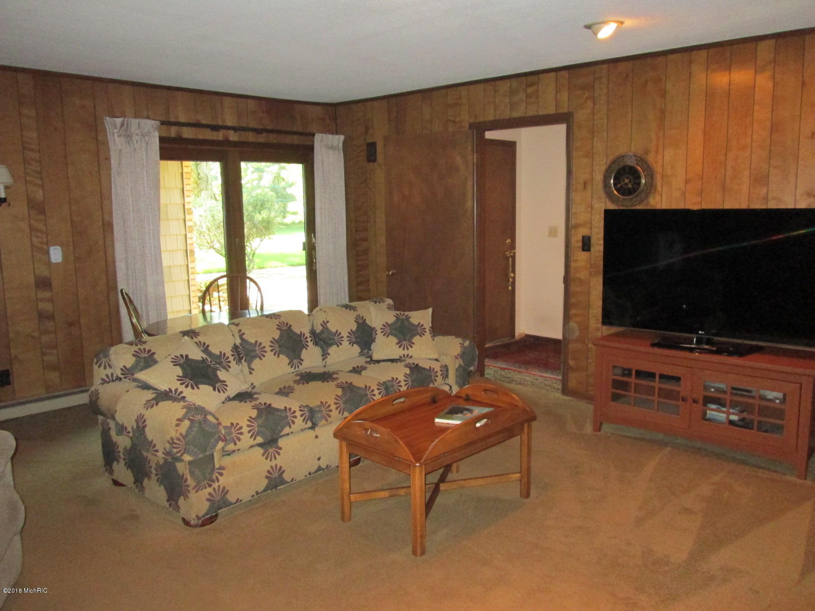 1555 Nichols Road Benton Harbor, MI 49022 - Photo 20 of 33 IMG_3655