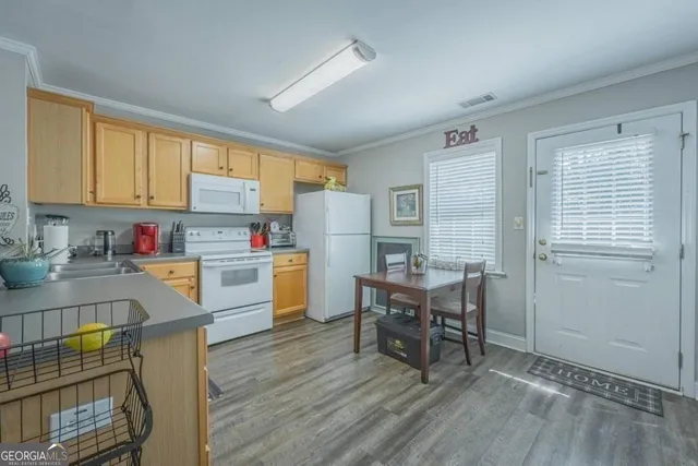 $1,700 | 320 Logmont Trace, Athens, GA 30606