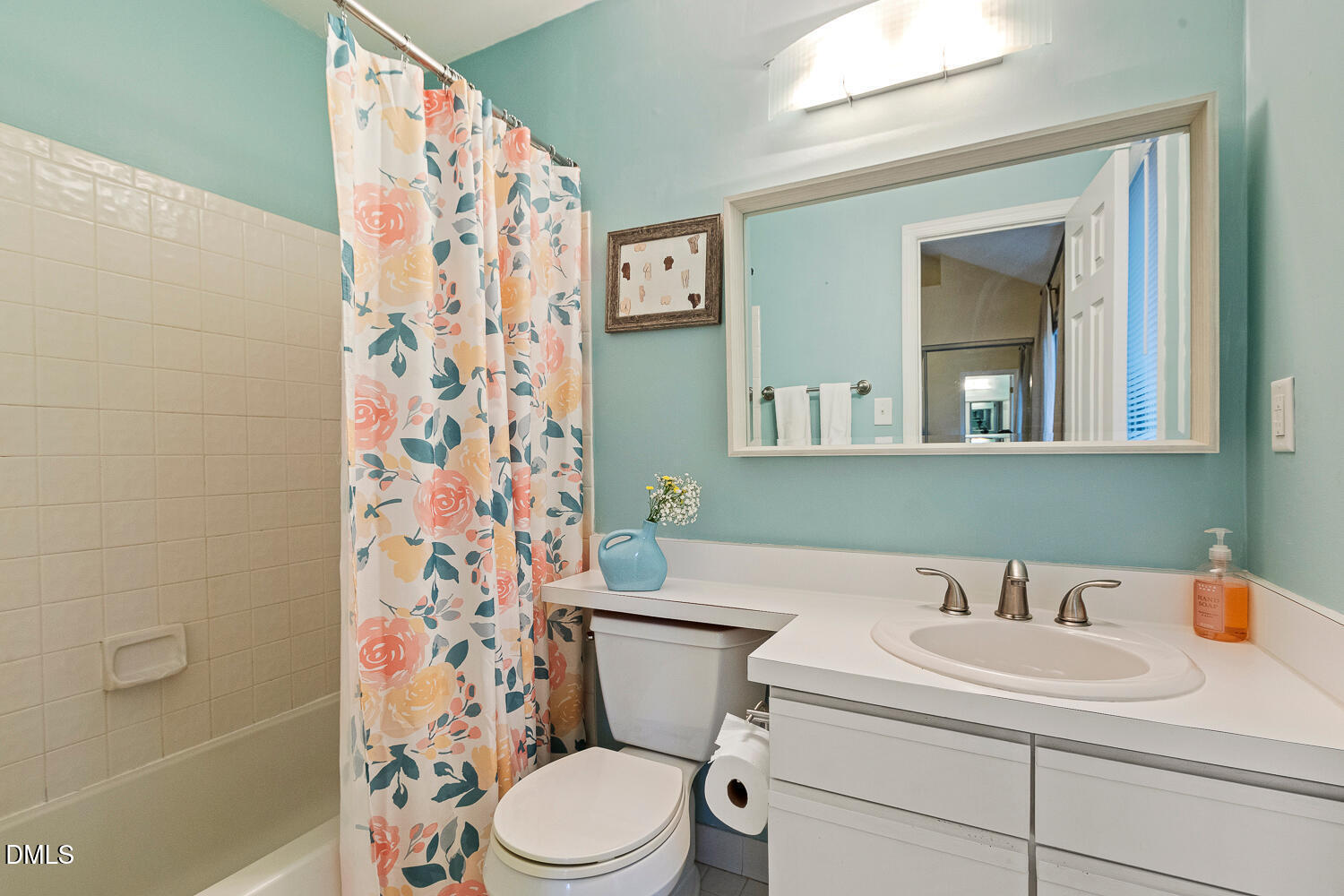 3815 Carnegie Lane Raleigh, NC 27612 - Photo 33 of 42 3815 Carnegie Ln Raleigh NC-large-033-04