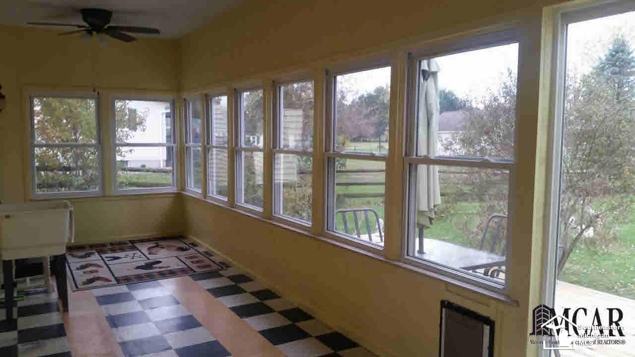 11437 Grafton Road Carleton, MI 48117 - Photo 10 of 18