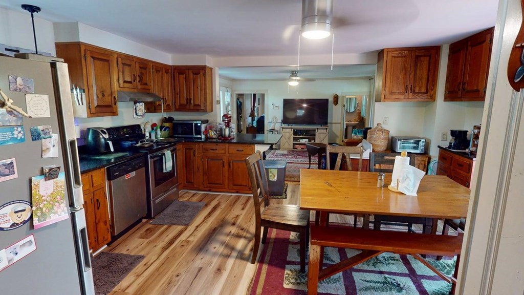 18484 Hermitage Road Onancock, VA 23417 - Photo 7 of 33