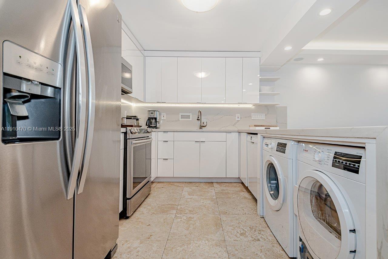 2301 Collins Avenue, Unit 310 Miami Beach, FL 33139 - Photo 13 of 26