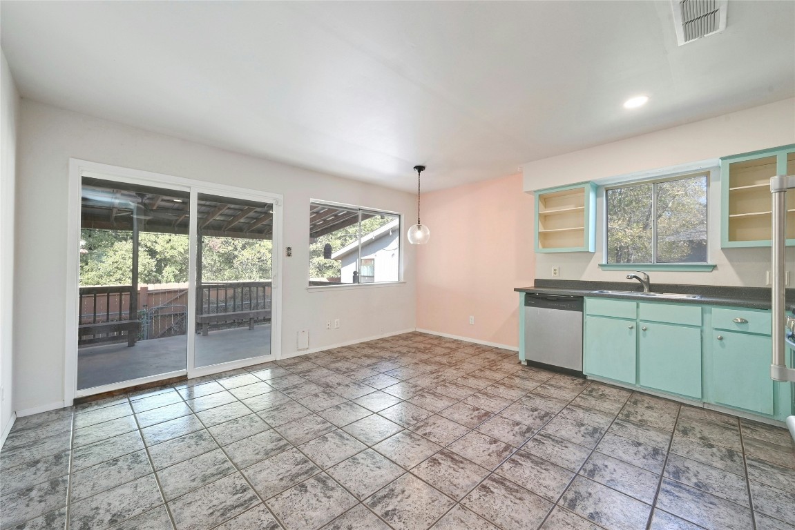 5902 Wagon Bend Austin, TX 78744 - Photo 6 of 18