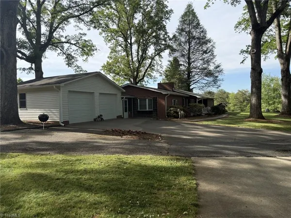 $699,000 | 120 5 Oaks Drive, King, NC 27021