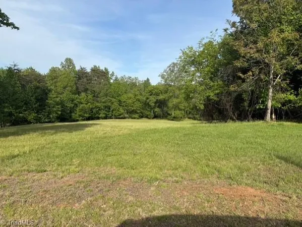$699,000 | 120 5 Oaks Drive, King, NC 27021