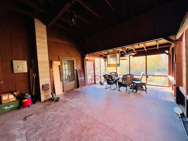 $299,900 | 87 Cochran Road, Groton, VT 05046