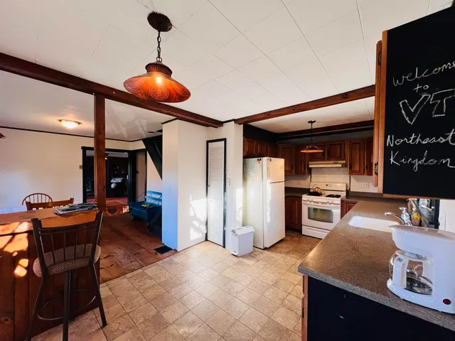 $299,900 | 87 Cochran Road, Groton, VT 05046