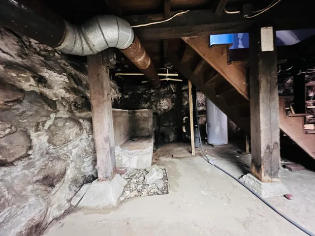 $299,900 | 87 Cochran Road, Groton, VT 05046