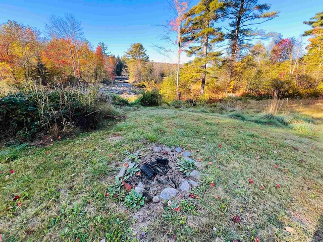 $299,900 | 87 Cochran Road, Groton, VT 05046