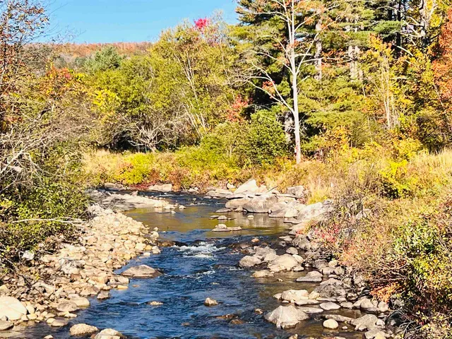 $299,900 | 87 Cochran Road, Groton, VT 05046