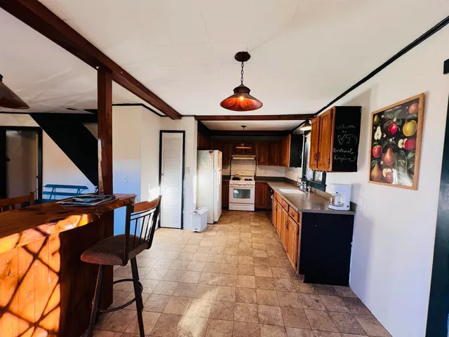 $299,900 | 87 Cochran Road, Groton, VT 05046