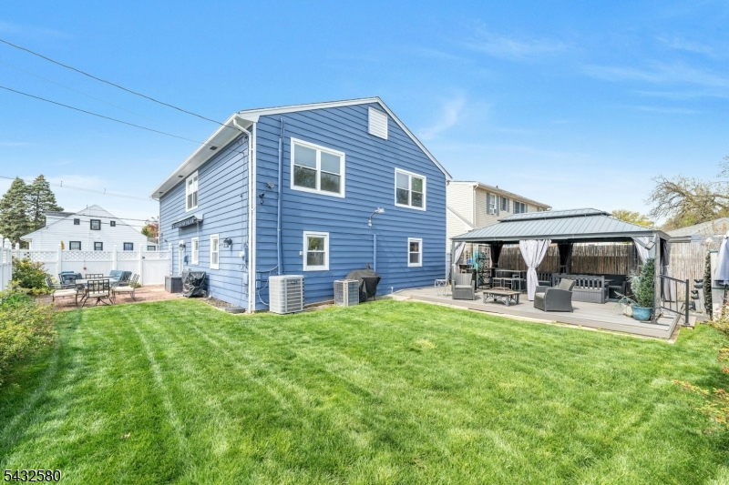 2657 Spruce Street Union, NJ 07083 - Photo 36 of 44