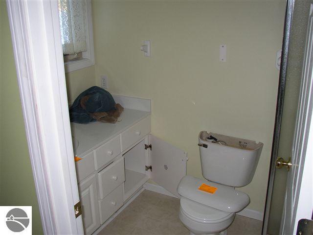 2095 West Log Lake Road Kalkaska, MI 49646 - Photo 11 of 15 1700657-10.JPG