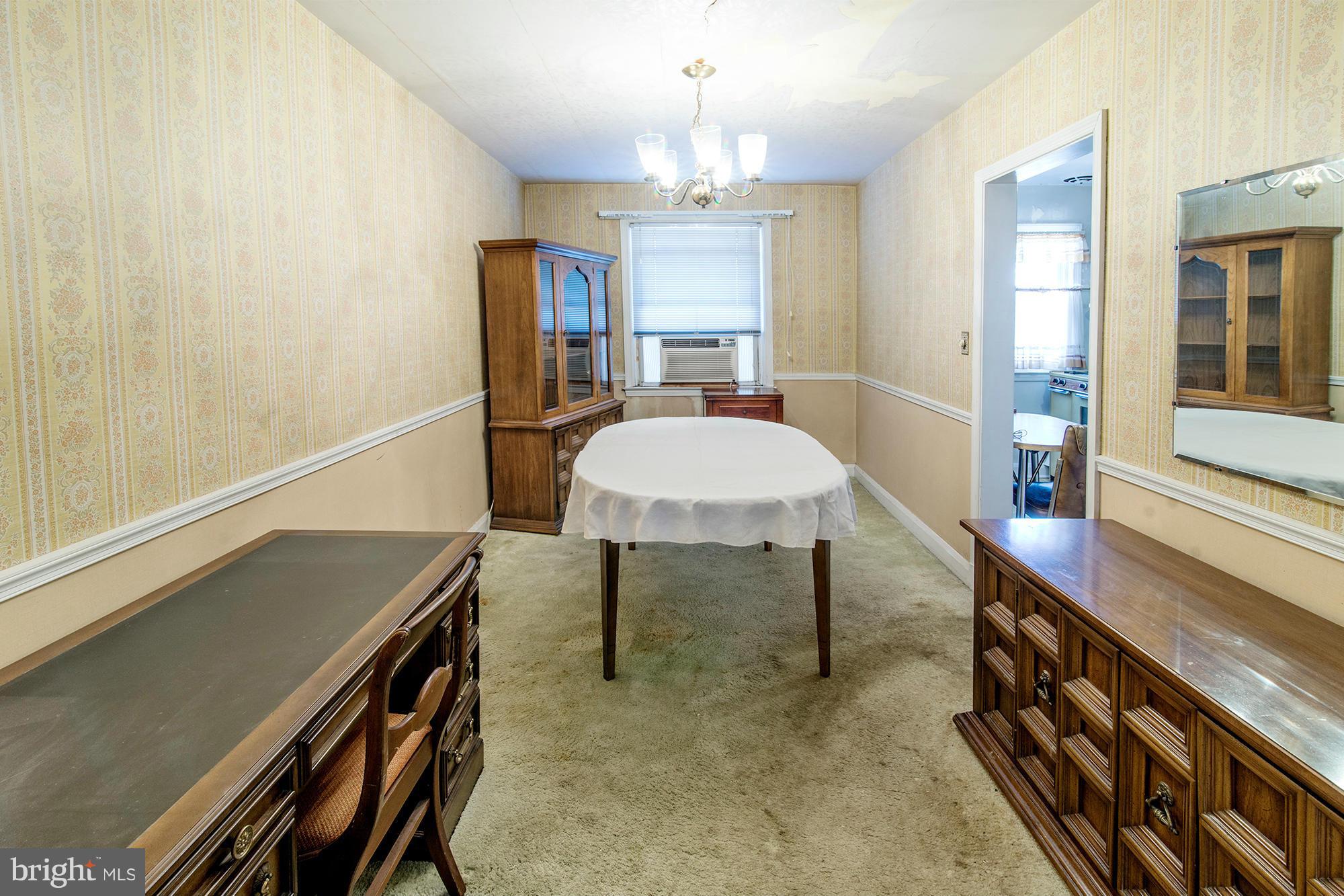 1138 Elm Road Baltimore, MD 21227 - Photo 4 of 16 Dining Room