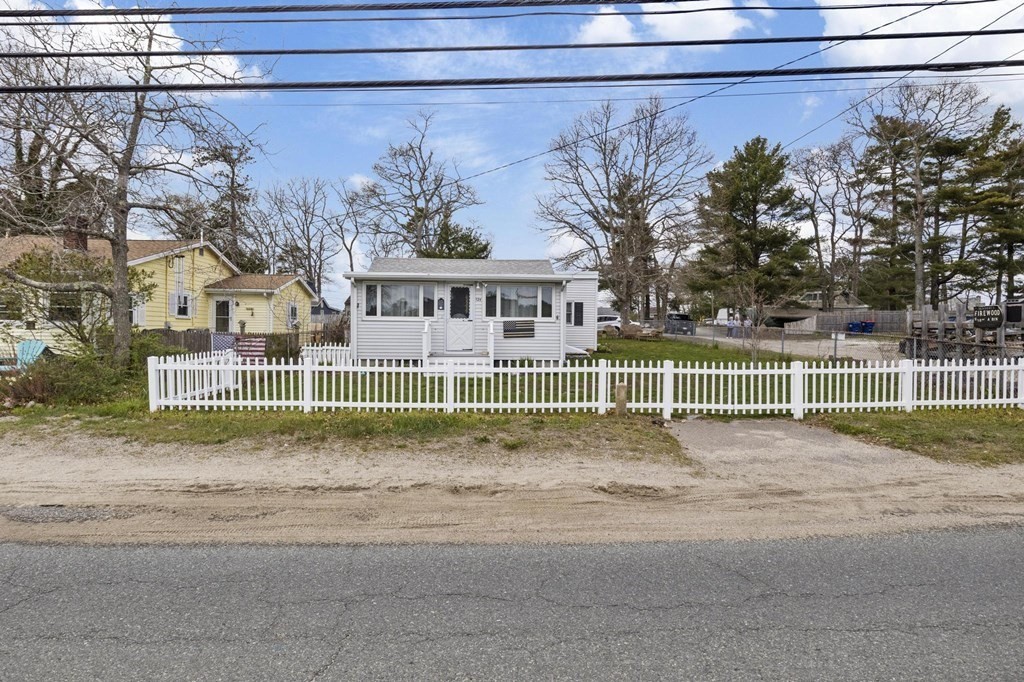 128 Glen Charlie Road Wareham, MA 02538 - Photo 16 of 37 Gallery Image 16