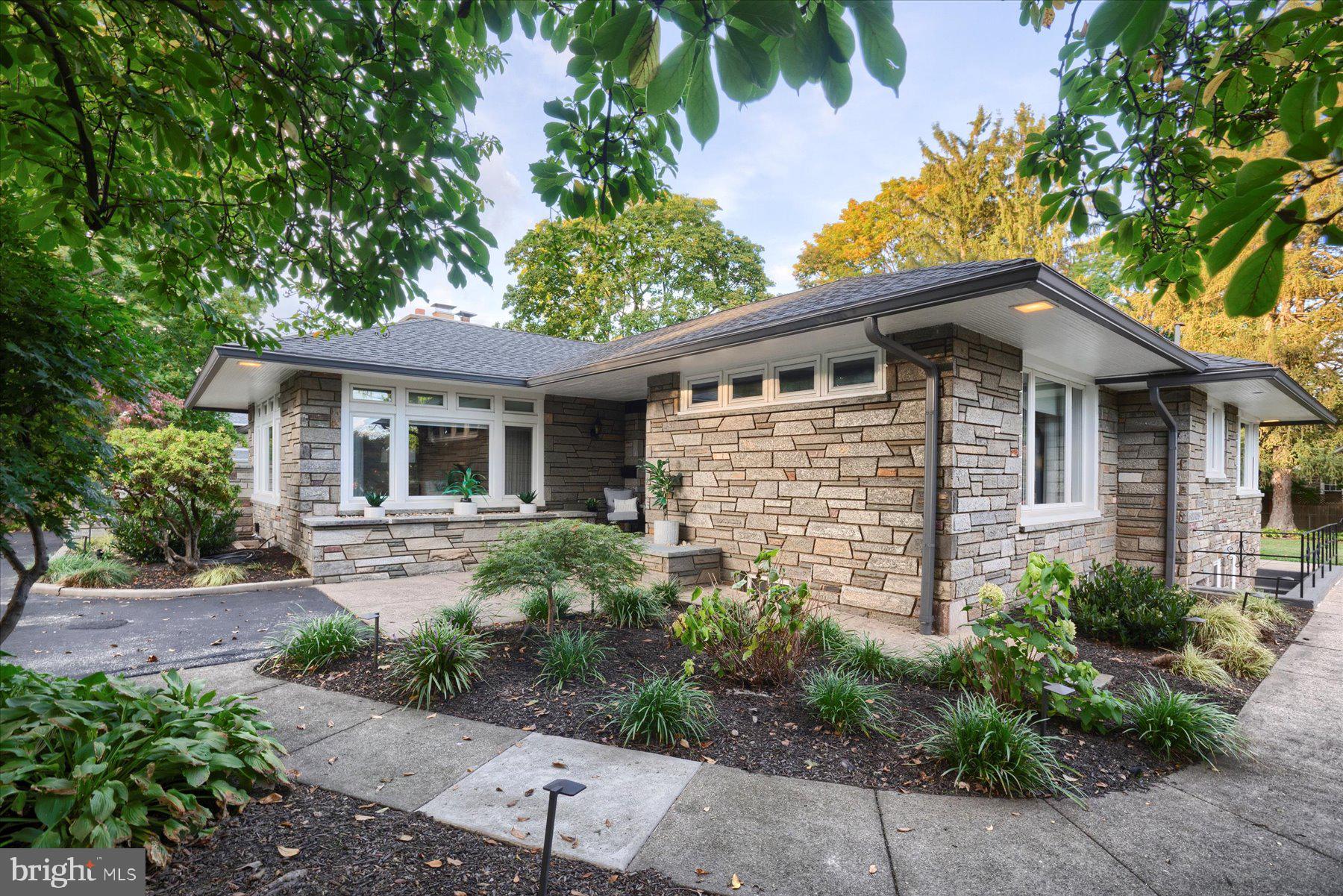 6321 Ridge Avenue Philadelphia, PA 19128 - Photo 3 of 43 Gallery Image 3
