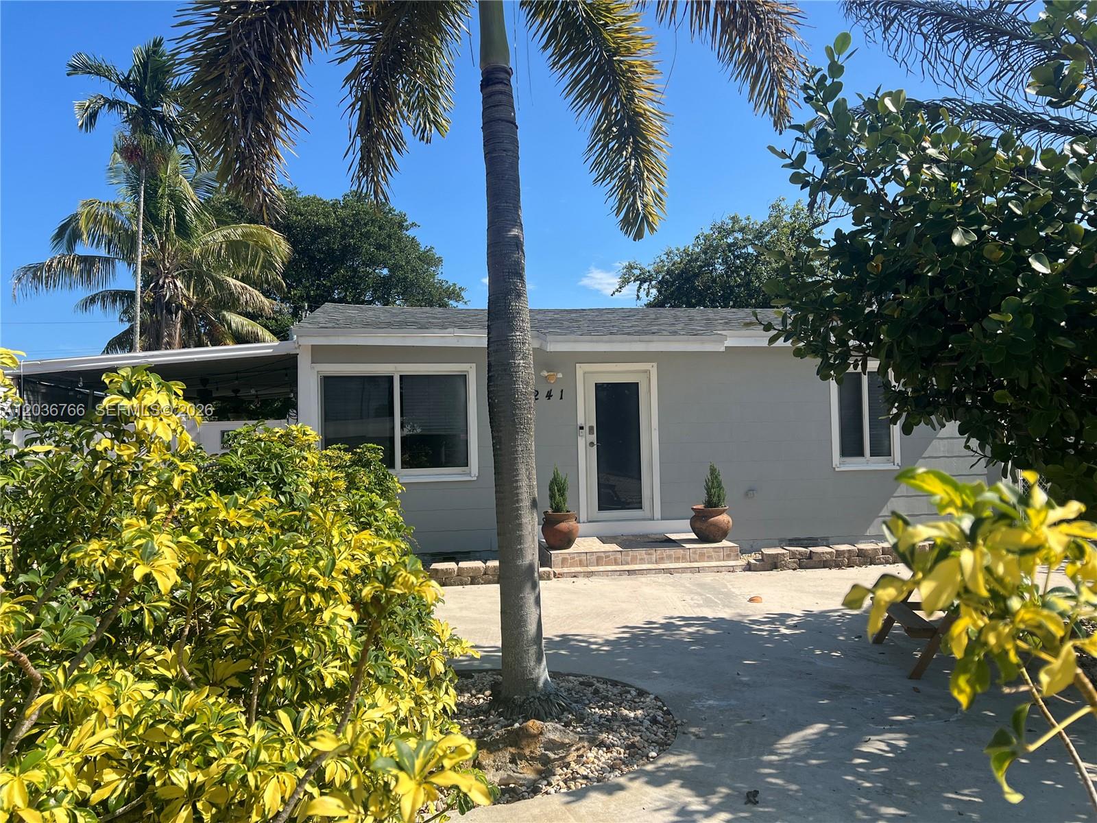 241 Southwest 3rd Terrace Dania Beach, FL 33004 - Photo 2 of 5