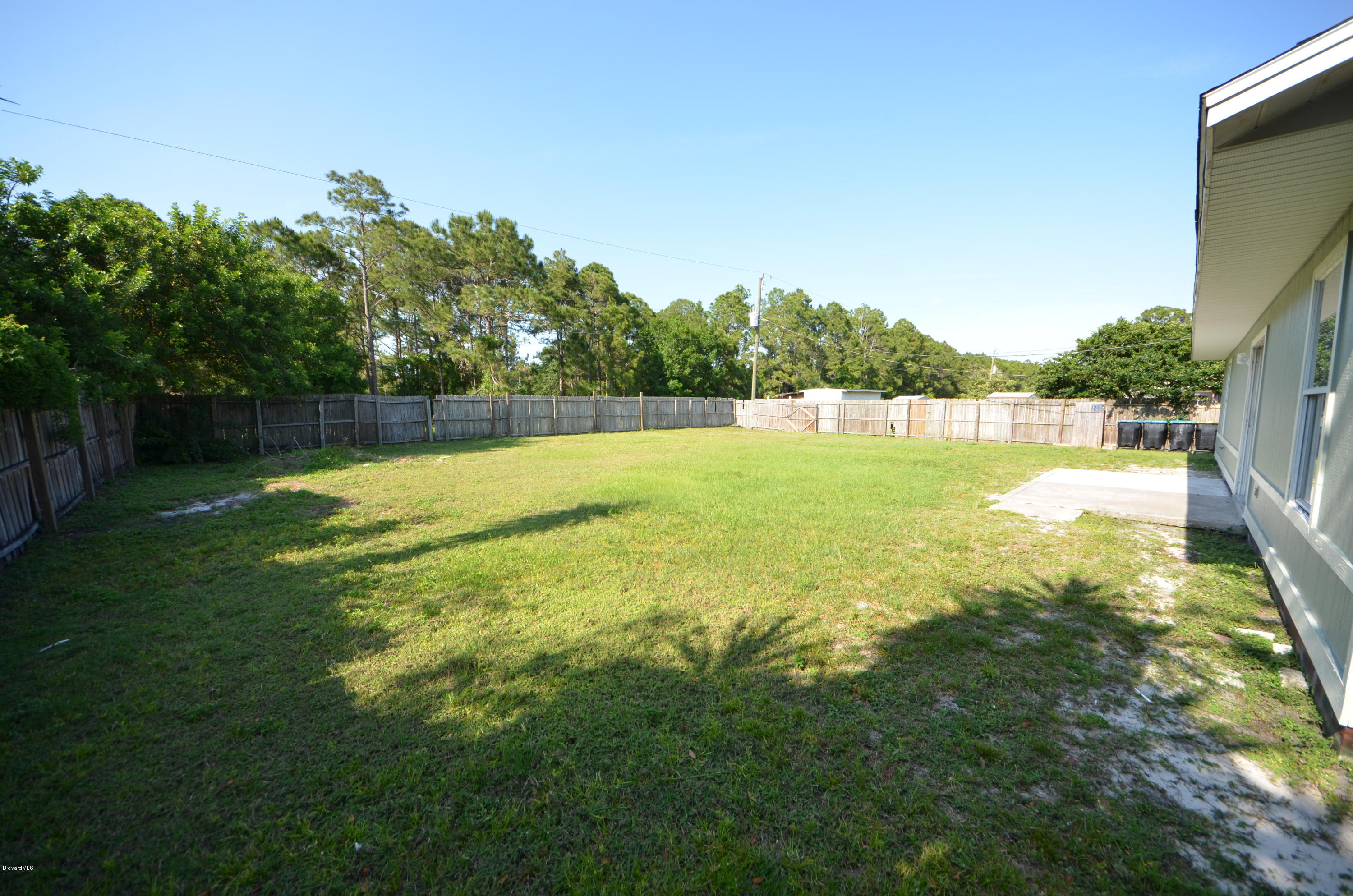 797 Furth Road Northwest Palm Bay, FL 32907 - Photo 5 of 19 DSC_1371