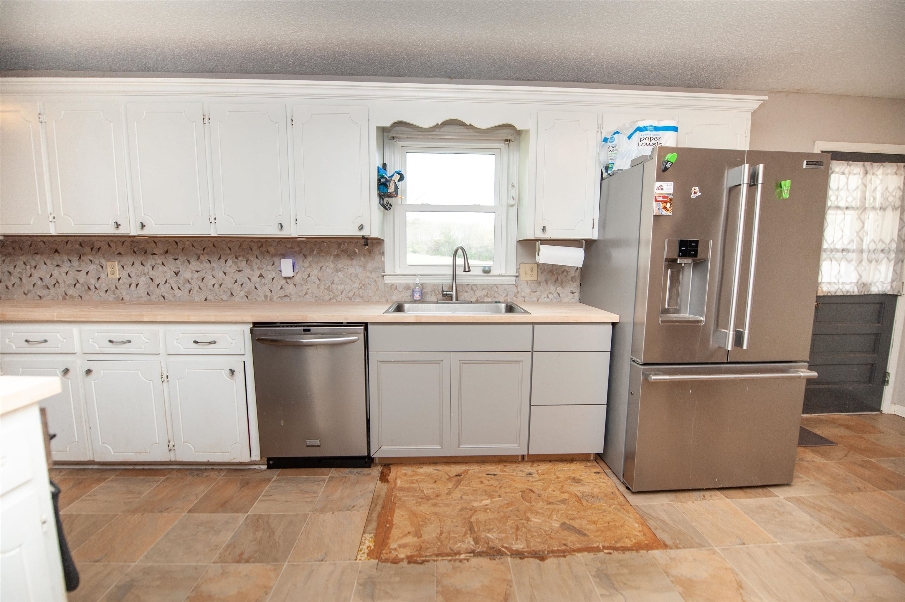 155 Coastline Drive Inman, SC 29349 - Photo 14 of 48