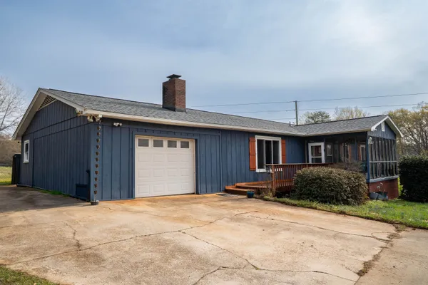 $499,000 | 155 Coastline Drive, Inman, SC 29349