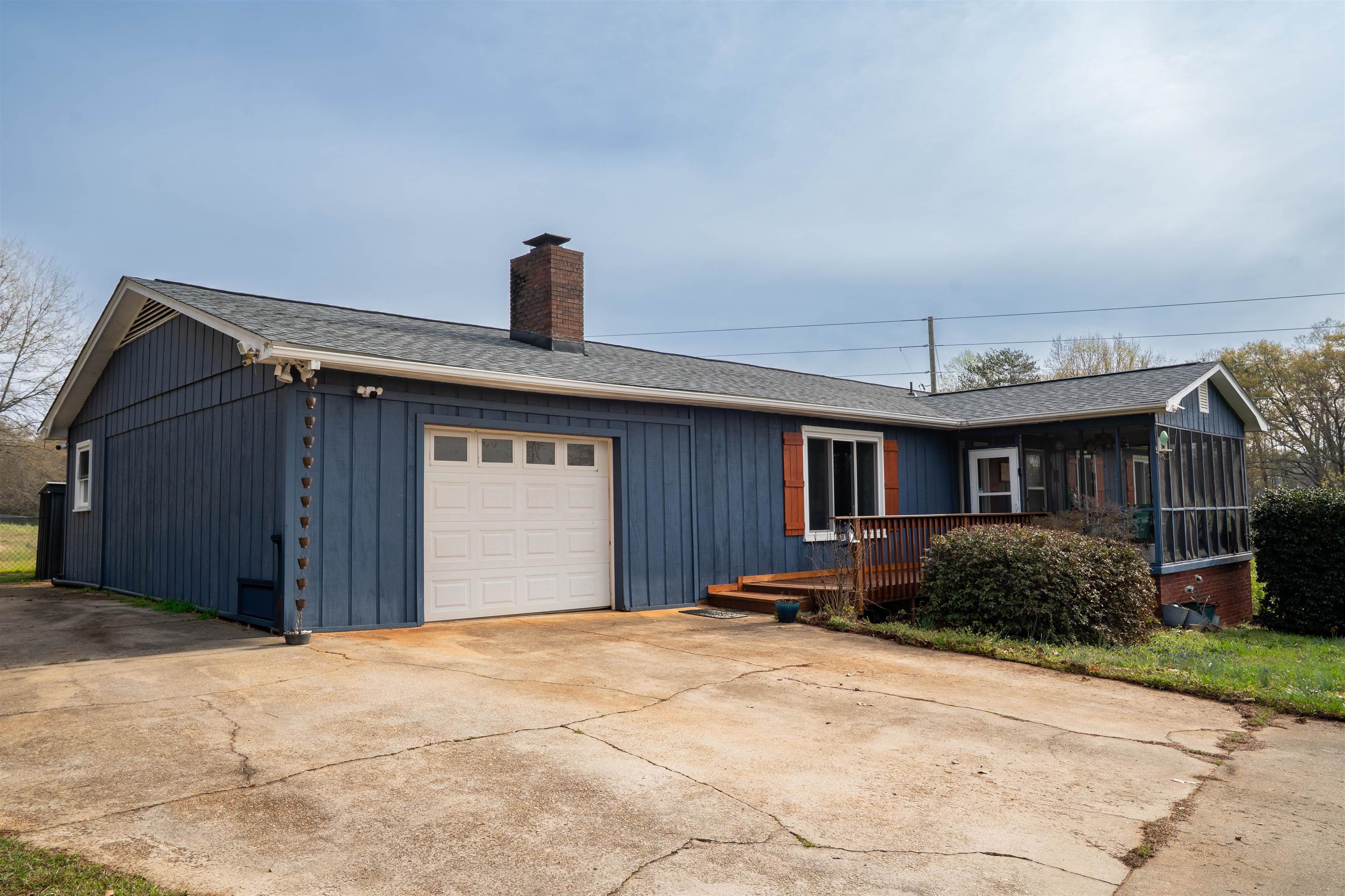 155 Coastline Drive Inman, SC 29349 - Photo 3 of 48