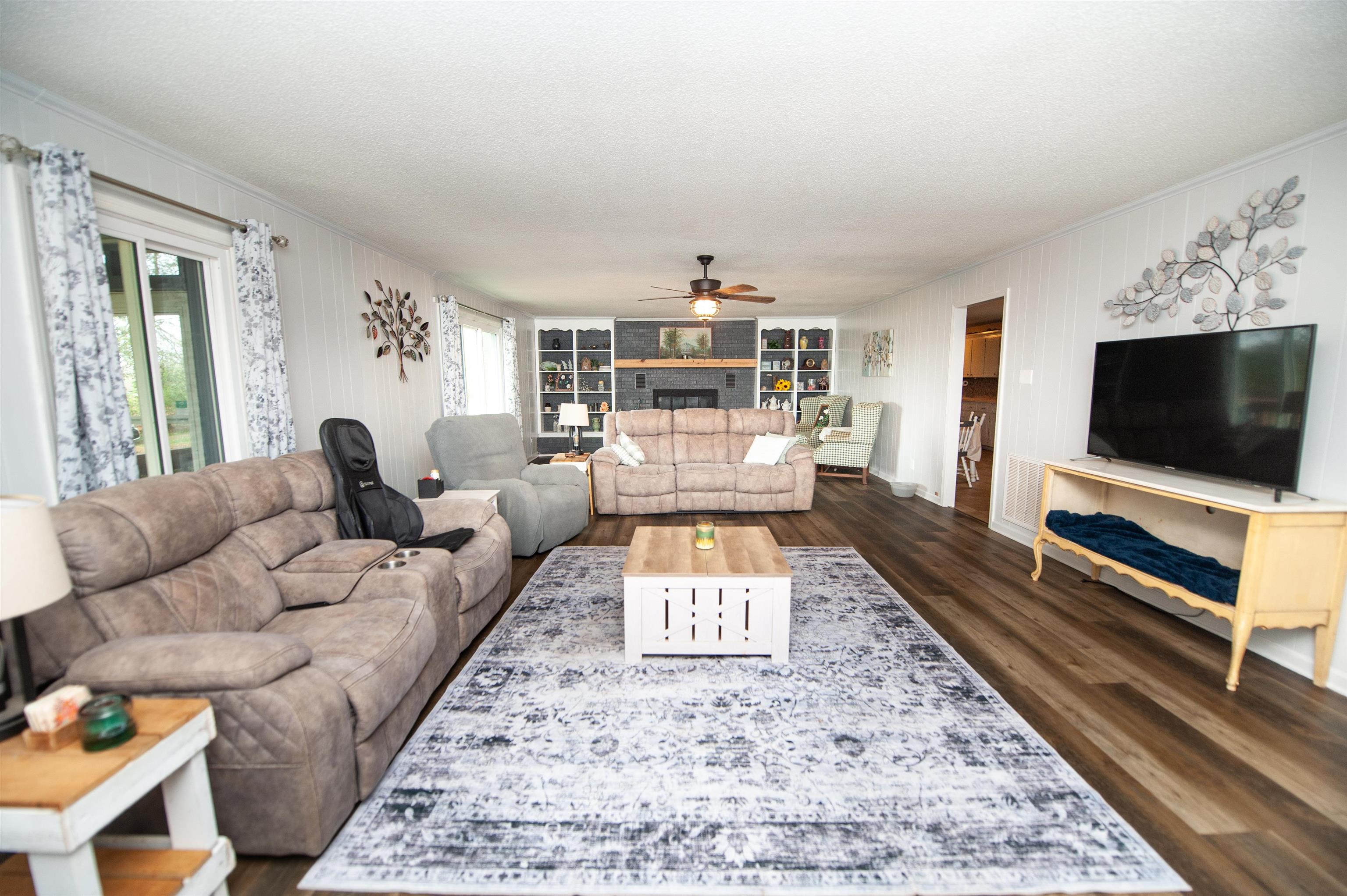 155 Coastline Drive Inman, SC 29349 - Photo 6 of 48