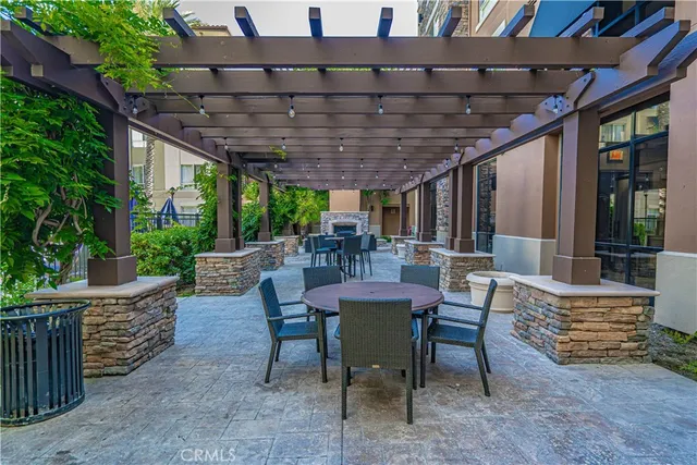 $515,000 | 24595 Town Center Drive, Unit 3205, Valencia, CA 91355