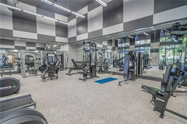 $515,000 | 24595 Town Center Drive, Unit 3205, Valencia, CA 91355