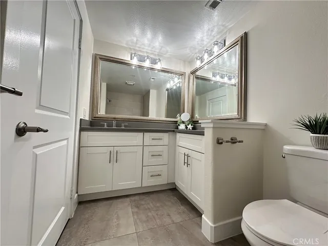 $515,000 | 24595 Town Center Drive, Unit 3205, Valencia, CA 91355