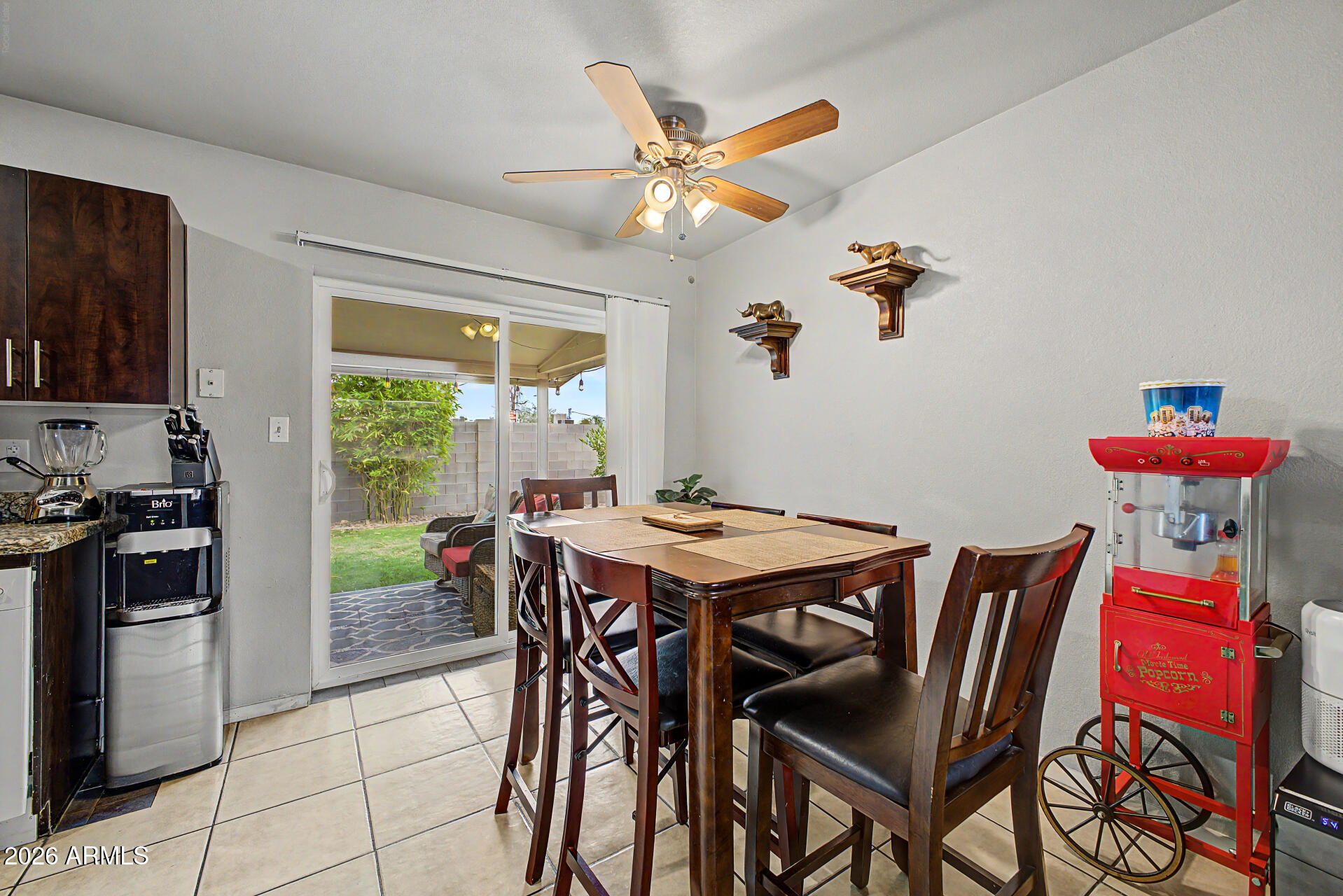 4201 East Almeria Road, Unit 1 Phoenix, AZ 85008 - Photo 12 of 50 Unit 2 - Dining Area14 - Almeria