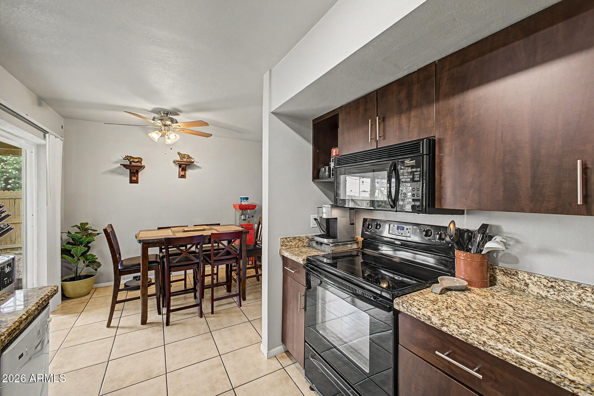 4201 East Almeria Road, Unit 1 Phoenix, AZ 85008 - Photo 16 of 50 Unit 2 - Kitchen_Dining