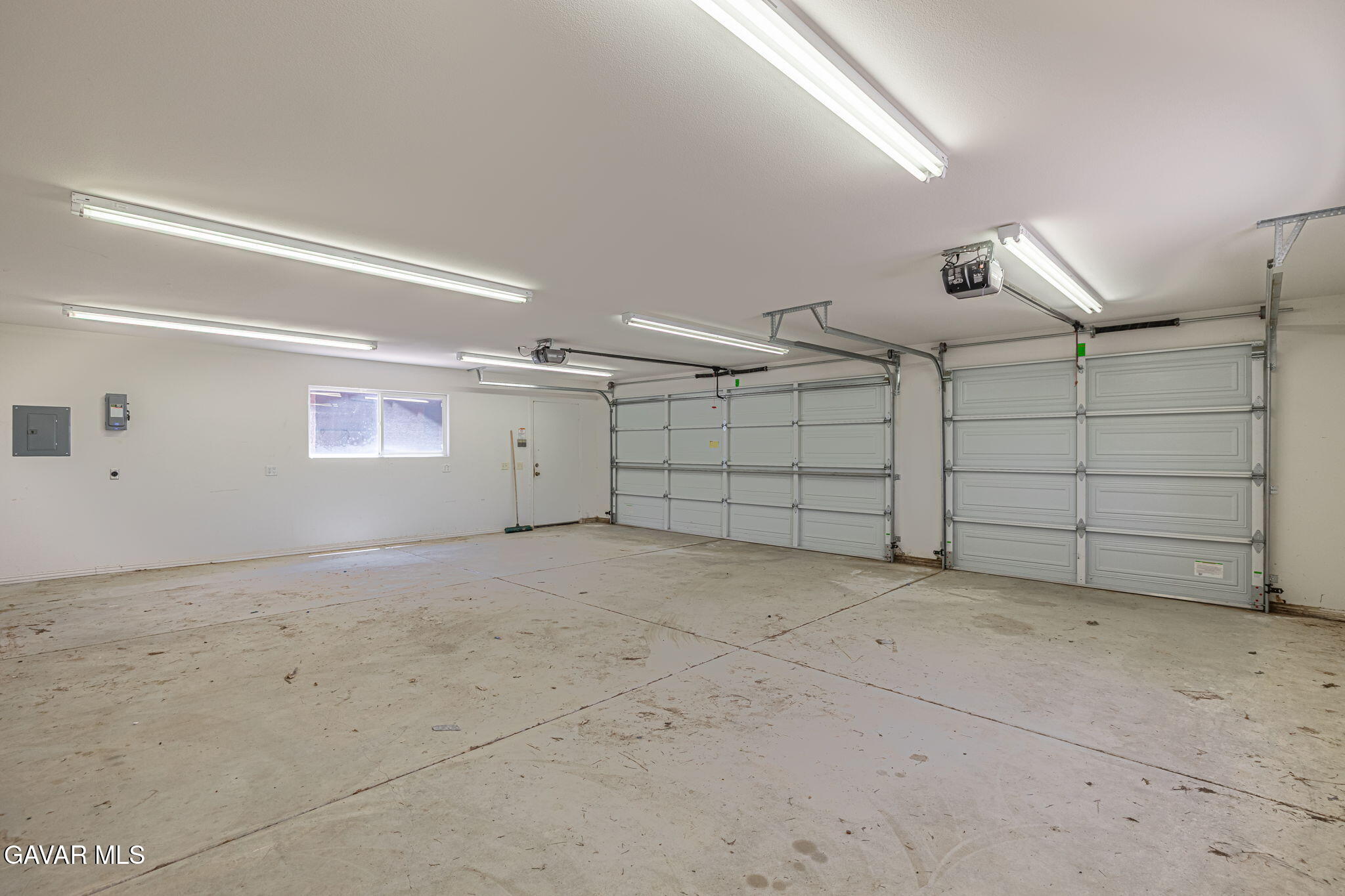 4819 Columbia Way Lancaster, CA 93536 - Photo 22 of 33 a view of a garage