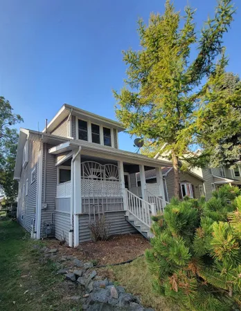 $219,900 | 319 West Melvin Avenue, Oshkosh, WI 54901