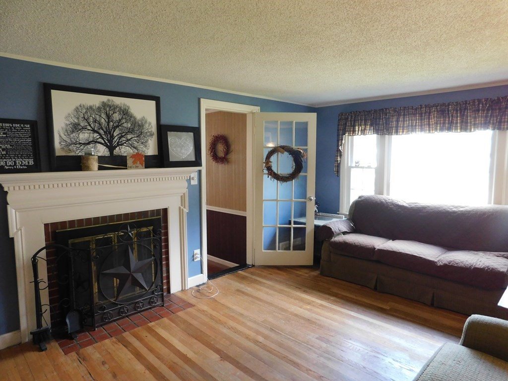 219 Bowles Park Springfield, MA 01104 - Photo 17 of 38 Gallery Image 17