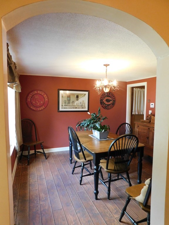 219 Bowles Park Springfield, MA 01104 - Photo 6 of 38 Gallery Image 6