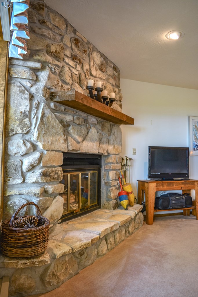 4756 Fox Point Road, Unit 411 Egg Harbor, WI 54209 - Photo 14 of 52 Gallery Image 14