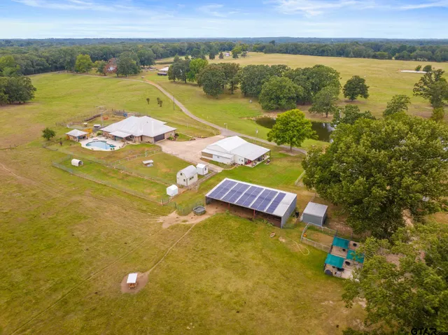 a view of an ocean and