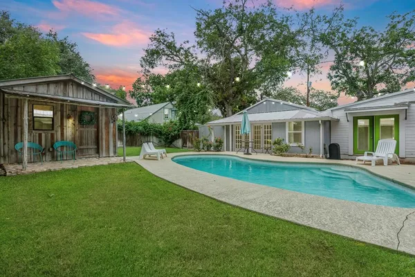 $3,800 | 112 North Acorn Street, Fredericksburg, TX 78624