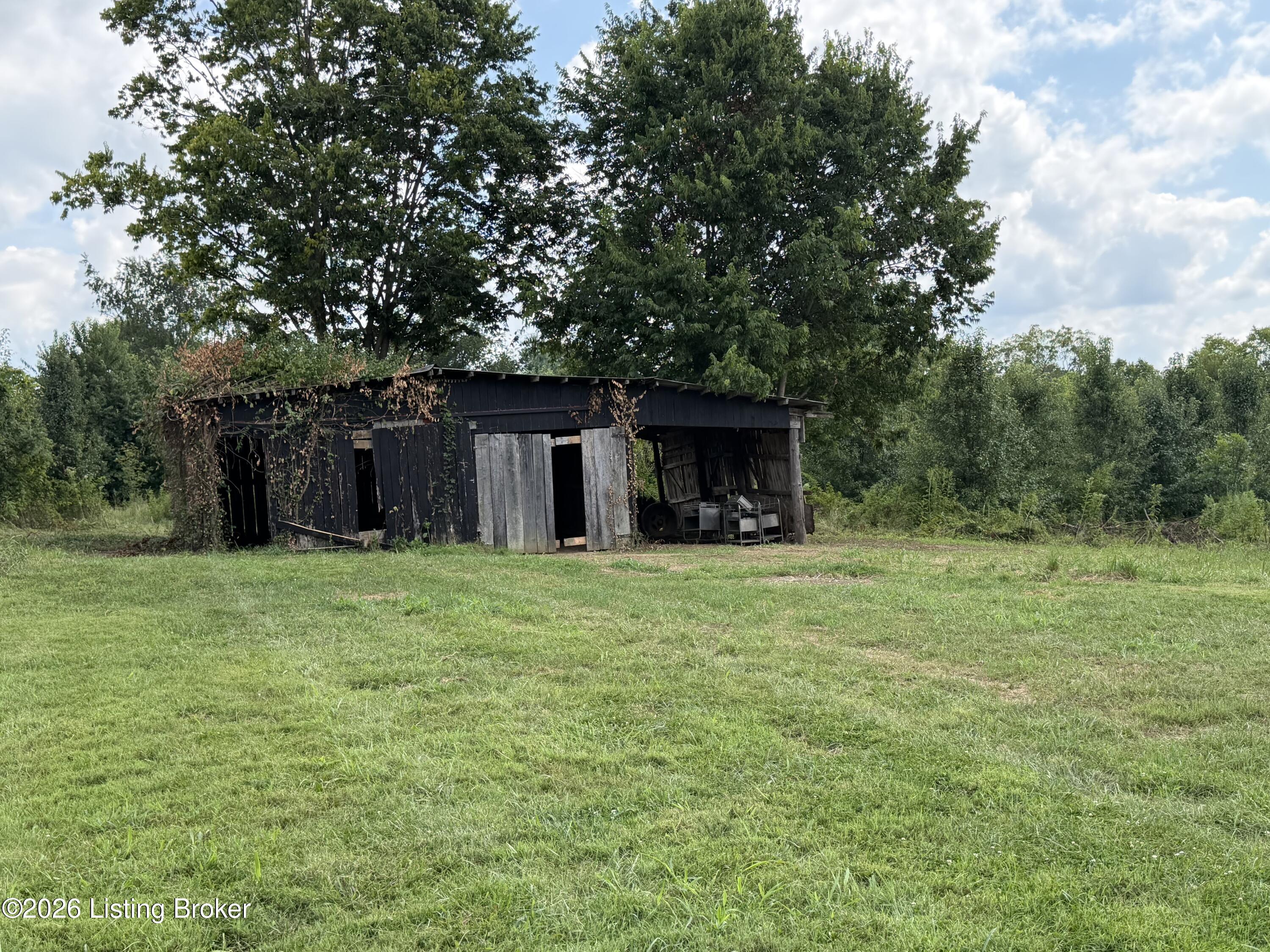 2410 Plum Run Road Bardstown, KY 40004 - Photo 21 of 24 IMG_2321