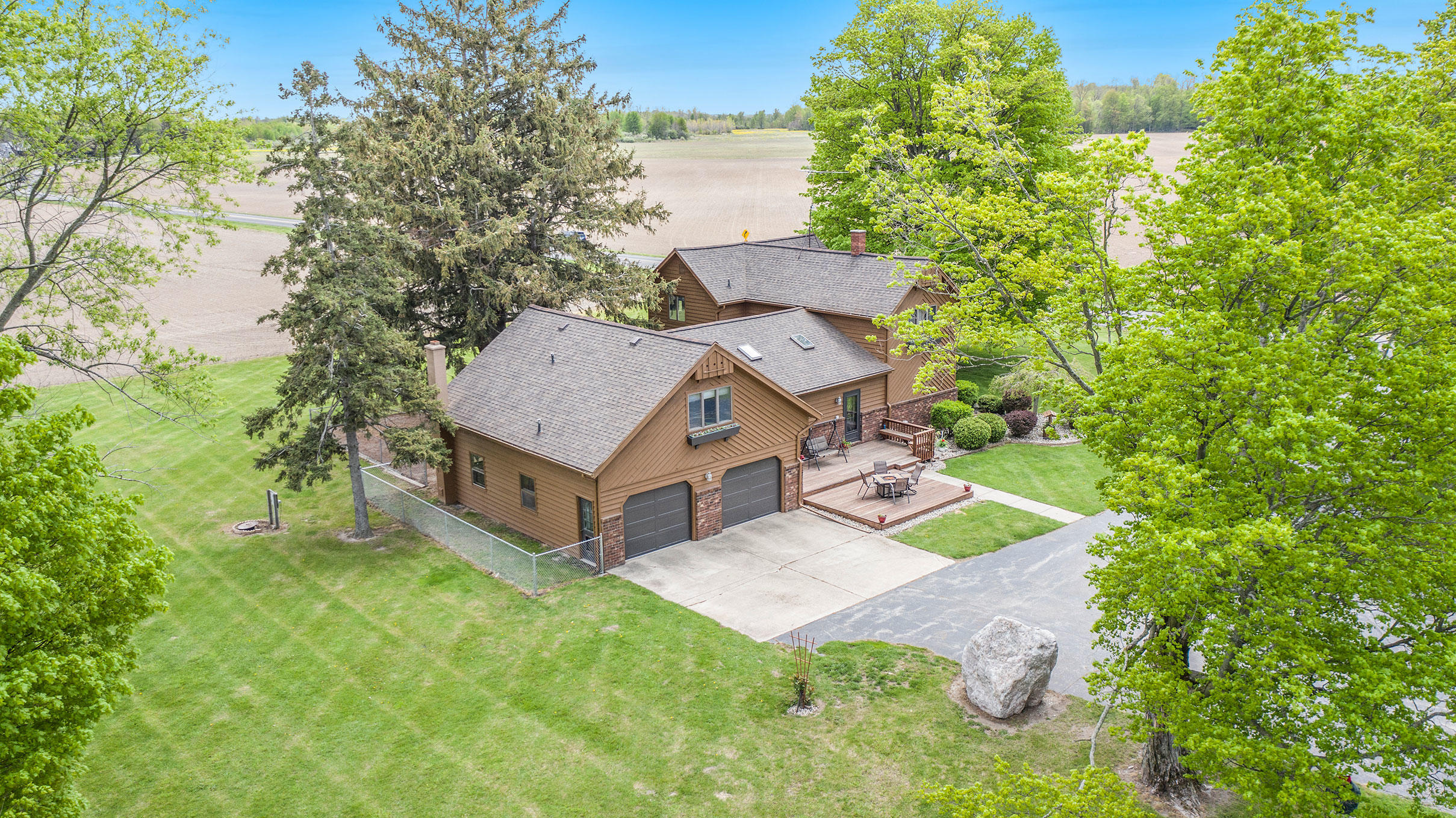 4747 Shanghai Road Sodus, MI 49126 - Photo 2 of 61 DJI_0825