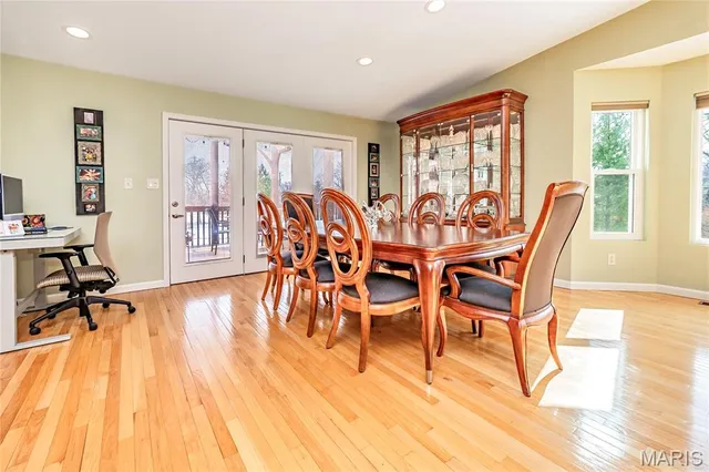 $569,000 | 10748 Leebur Drive, St. Louis, MO 63128