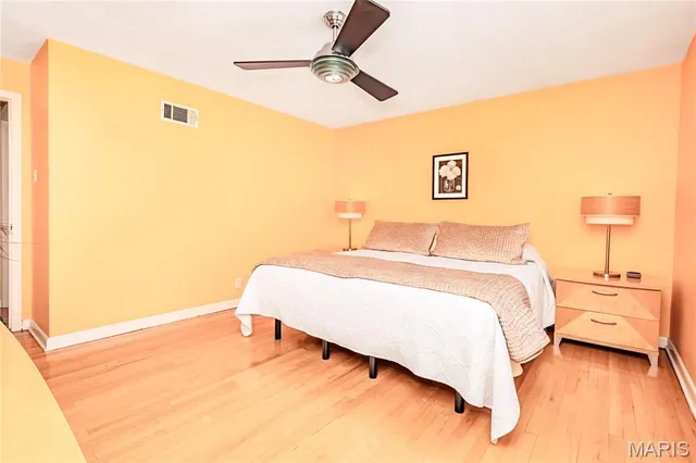 $569,000 | 10748 Leebur Drive, St. Louis, MO 63128