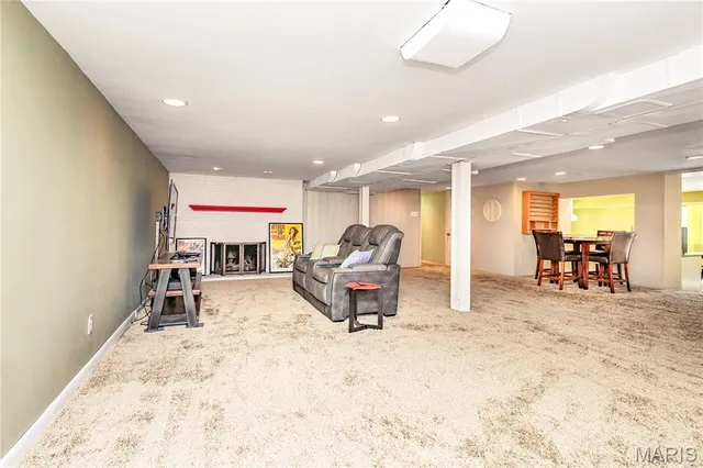 $569,000 | 10748 Leebur Drive, St. Louis, MO 63128